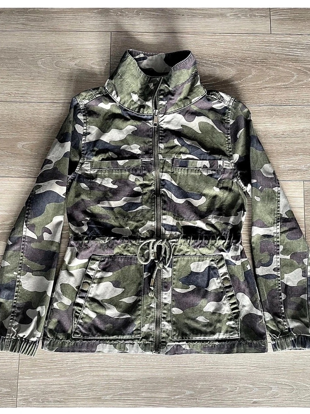 Old Navy Womens Camo Utility Jacket Size XS Lightweight